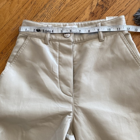 Aritzia Wilfred Modern Cargo Pant Vegan Leather Sand White size 00 - Picture 14 of 16